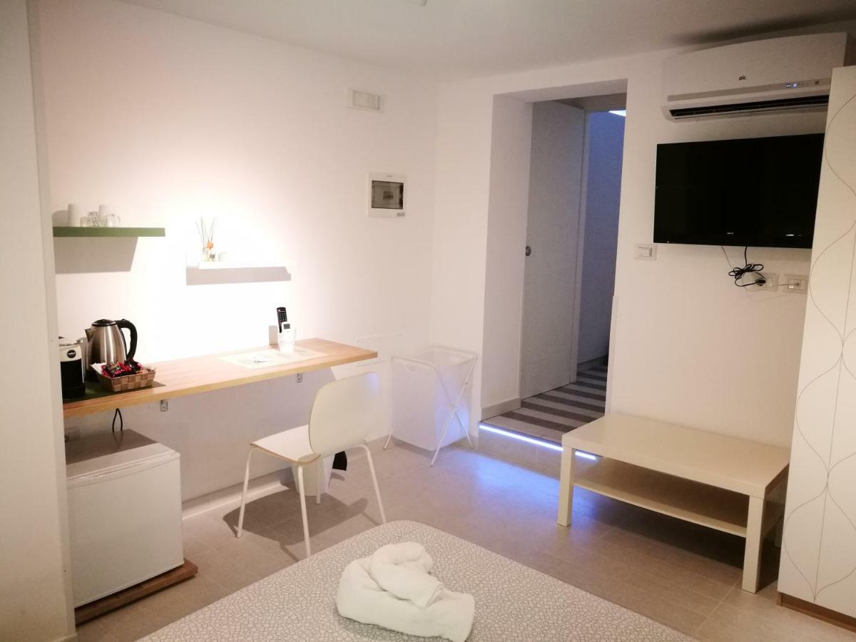 Appartement Simply House In Bari 2 Extérieur photo